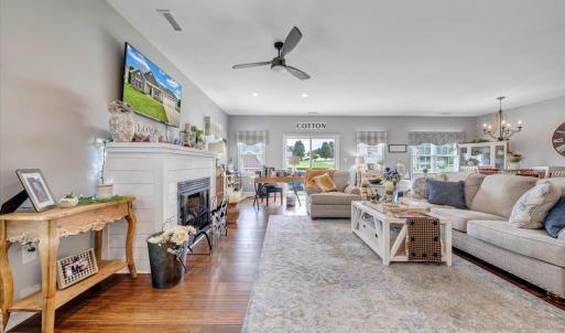 Photo #9 of 1271 Hupps Hill Lane, Forest, VA 0.2 acres