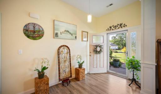 Photo #8 of 1240 Gladden Circle, Forest, VA 1.0 acres