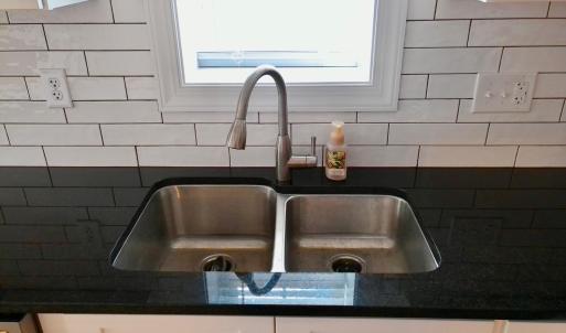 Extra deep sinks with natural light exposure