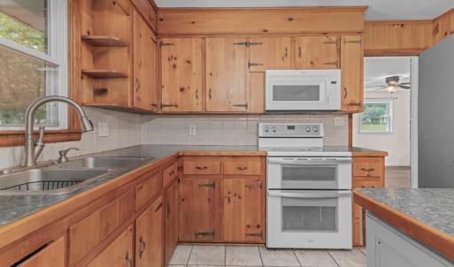 Photo #11 of 1214 Hill Dr, Bedford, VA 0.3 acres