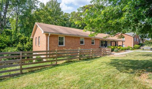 Photo #32 of 2305 Hawthorne Road, Lynchburg, VA 0.6 acres
