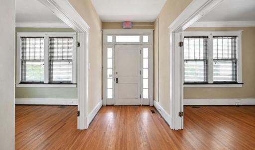 Photo #9 of 5040 Fort Ave, Lynchburg, VA 0.4 acres