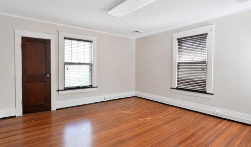 Photo #27 of 5040 Fort Ave, Lynchburg, VA 0.4 acres
