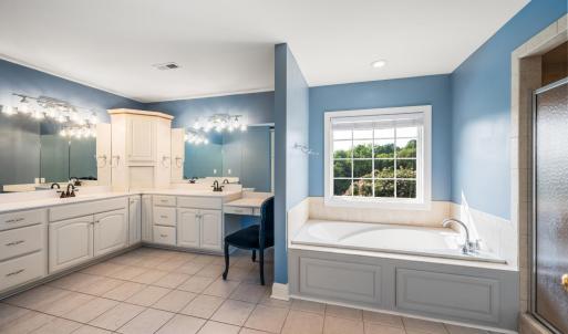 Photo #35 of 1029 Ivy Point Court, Forest, VA 1.1 acres