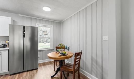 Photo #11 of 211 Grove Avenue, Madison Heights, VA 0.7 acres