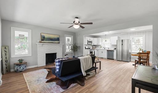Photo #2 of 211 Grove Avenue, Madison Heights, VA 0.7 acres