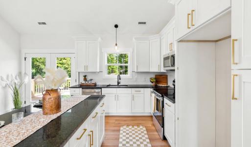 Photo #15 of 1805 Hickory Cove Ln, Moneta, VA 0.9 acres