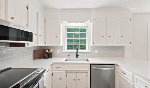 Photo #12 of 295 Westridge Circle, Lynchburg, VA 0.5 acres