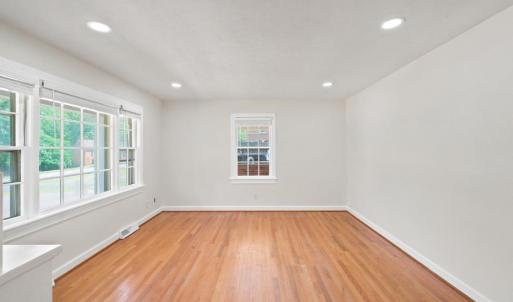 Photo #5 of 295 Westridge Circle, Lynchburg, VA 0.5 acres