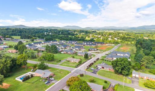 Photo #47 of 155 Villa Oak Circle, Bedford, VA 0.1 acres