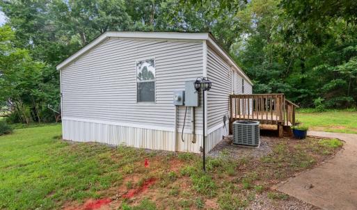 Photo #25 of 7032 Stage Road, Appomattox, VA 1.0 acres