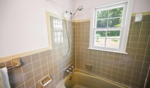 Photo #22 of 180 Fairfax Circle, Madison Heights, VA 1.5 acres