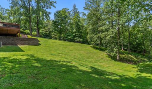 Photo #3 of 3609 Tanglewood Lane, Lynchburg, VA 1.5 acres