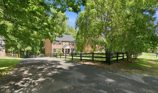 Photo #32 of 1300 Boonsboro Place, Lynchburg, VA 0.4 acres