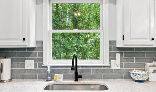 Photo #10 of 1300 Boonsboro Place, Lynchburg, VA 0.4 acres