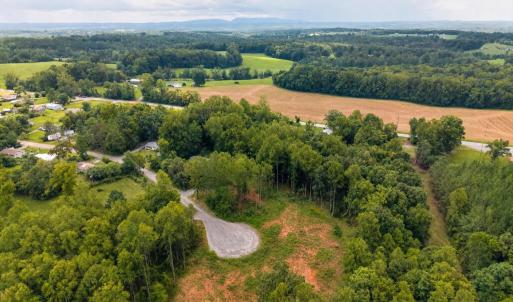 Photo #21 of 1150 Oriole Court, Bedford, VA 0.3 acres