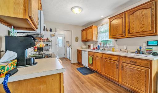 Photo #9 of 1665 Bellevue Road, Forest, VA 1.0 acres