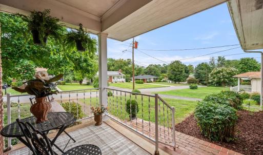 Photo #18 of 1608 Lynndale Place, Lynchburg, VA 0.3 acres