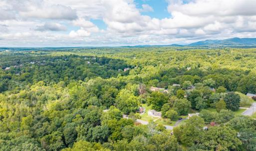 Photo #39 of 2420 Castle Place, Lynchburg, VA 0.4 acres