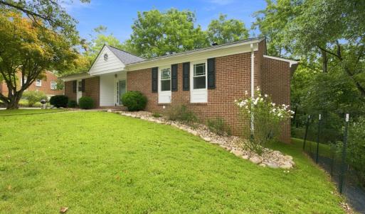 Photo #36 of 2420 Castle Place, Lynchburg, VA 0.4 acres