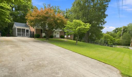 Photo #38 of 2420 Castle Place, Lynchburg, VA 0.4 acres