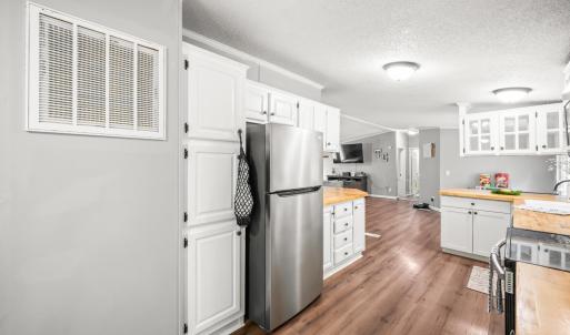 Photo #14 of 1097 Winn Drive, Moneta, VA 0.7 acres