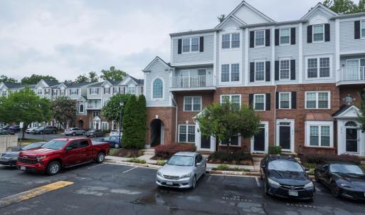 Photo #2 of 5924 Terrapin Place, Alexandria, VA