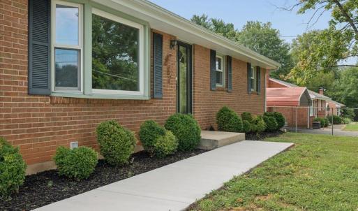 Photo #4 of 1111 Roundtree Drive, Bedford, VA 0.4 acres