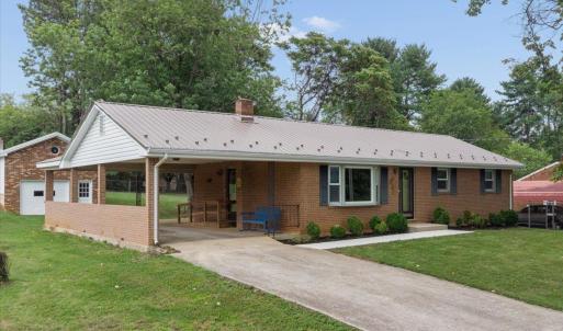 Photo #3 of 1111 Roundtree Drive, Bedford, VA 0.4 acres