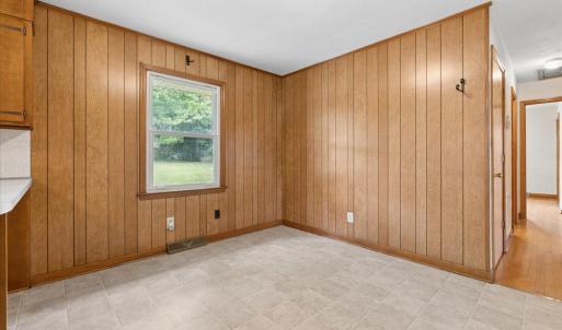 Photo #14 of 1111 Roundtree Drive, Bedford, VA 0.4 acres