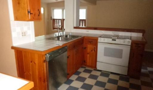 Photo #16 of 809 First Avenue, Farmville, VA 0.4 acres