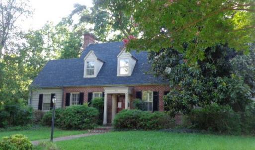 Photo #4 of 809 First Avenue, Farmville, VA 0.4 acres