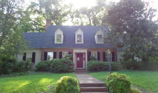 Photo #2 of 809 First Avenue, Farmville, VA 0.4 acres