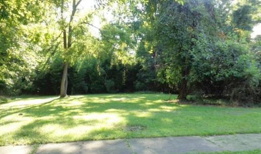 Photo #10 of 809 First Avenue, Farmville, VA 0.4 acres