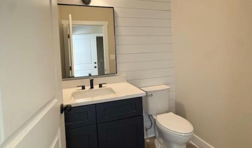 Photo #5 of 280 Acorn Drive, Appomattox, VA 0.7 acres