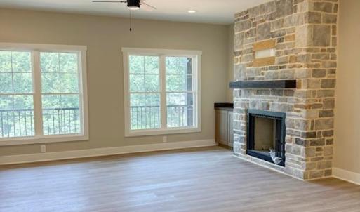 Photo #4 of 280 Acorn Drive, Appomattox, VA 0.7 acres