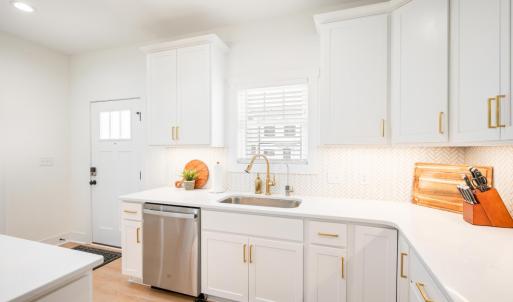 Photo #6 of 556 Leesville Road, Lynchburg, VA 0.1 acres