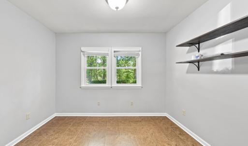 Photo #9 of 1082 Cedar Lane Court, Lynchburg, VA 1.1 acres