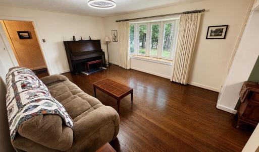 Photo #7 of 2122 Laurel Lane, Altavista, VA 0.6 acres