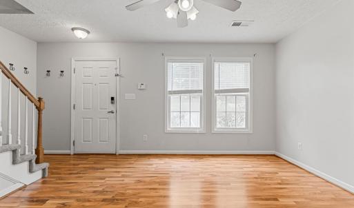 Photo #3 of 716 Leesville Road, Lynchburg, VA 0.1 acres