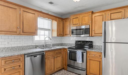 Photo #7 of 716 Leesville Road, Lynchburg, VA 0.1 acres