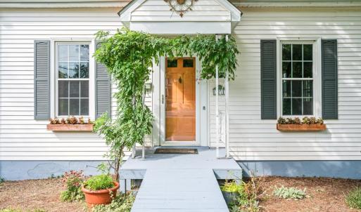 Photo #2 of 1231 Oakwood Street, Bedford, VA 1.8 acres