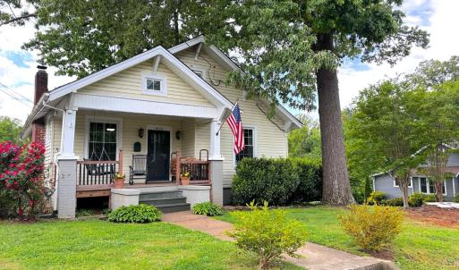 Photo #1 of 415 Oakridge Boulevard, Lynchburg, VA 0.1 acres