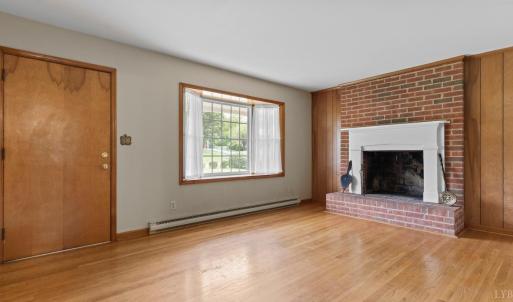 Photo #6 of 297 Mountainview Drive, Madison Heights, VA 0.5 acres