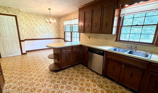 Photo #11 of 18 White Pine Drive, Lynchburg, VA 0.5 acres
