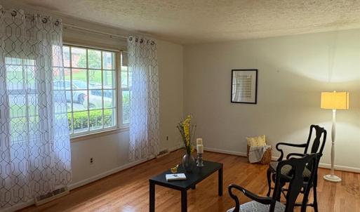 Photo #5 of 40 Wellington Drive, Lynchburg, VA 1.0 acres