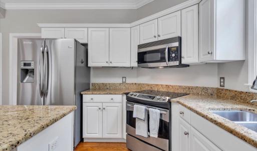 Photo #13 of 7706 Hollins Court Circle, Roanoke, VA 0.4 acres