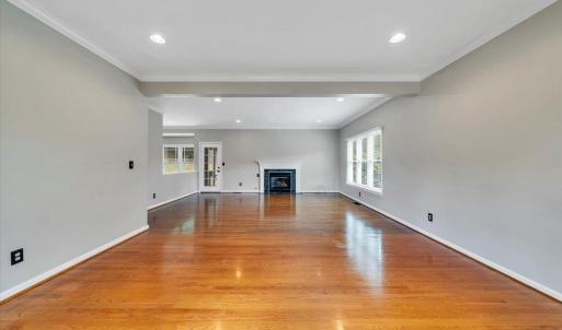 Photo #28 of 7706 Hollins Court Circle, Roanoke, VA 0.4 acres
