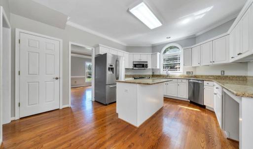 Photo #15 of 7706 Hollins Court Circle, Roanoke, VA 0.4 acres