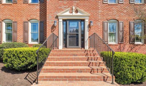 Photo #3 of 7706 Hollins Court Circle, Roanoke, VA 0.4 acres